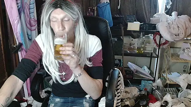 Ombeline1 online show from October 5, 4:17 pm