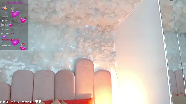 puca ebony online show from April 1, 4:48 pm