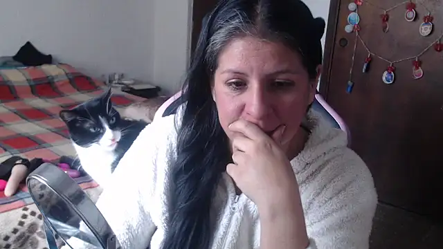 LucifernandaSw online show from April 11, 2:20 pm