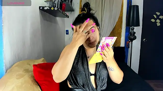 SARAMISHA online show from October 21, 11:50 pm