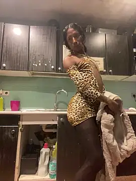 Snapshot of tamarabigass1 chatting on March 15, 8:20 pm tamarabigass1 online show from March 15, 8:20 pm