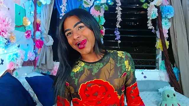 Snapshot of Karly_coffe chatting on February 20, 5:12 am Karly coffe online show from February 20, 5:12 am
