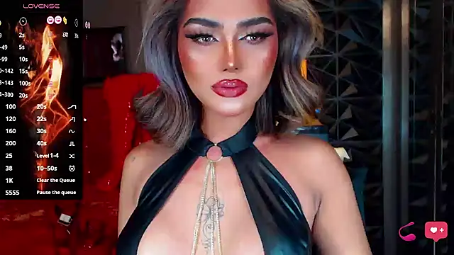 Snapshot of NatalyaFox chatting on October 10, 6:47 am NatalyaFox online show from October 10, 6:47 am