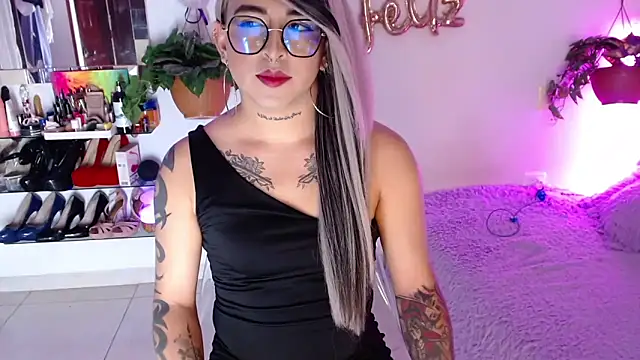 Laveneno ortiz07 online show from November 26, 11:51 pm