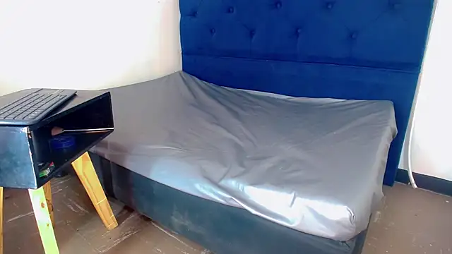 bellatrixx 69 online show from March 16, 7:50 pm