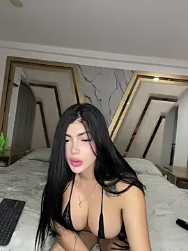 bellacarolainnn online show from July 1, 2:01 am