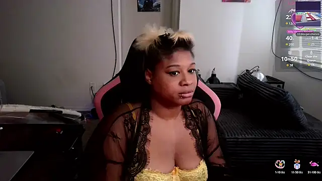 lexilove8 online show from November 16, 9:25 pm