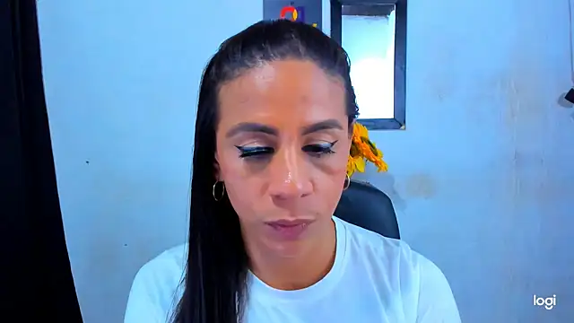 juanblakbigcock online show from March 8, 3:32 am