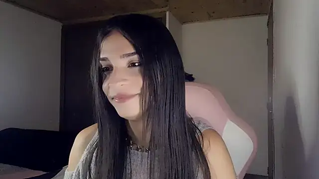 Dollbehavior  online show from March 27, 7:11 am