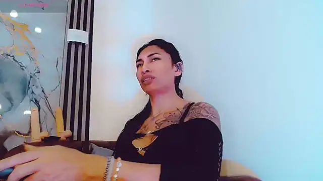 khiara moretti online show from October 22, 11:23 am