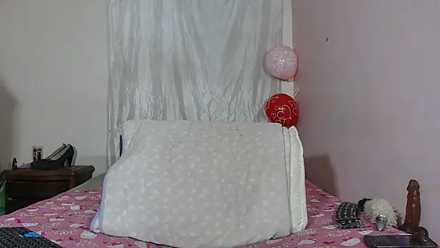 hazisabel online show from April 3, 2:54 am