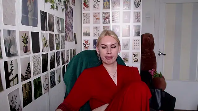 CapriScorpion online show from April 24, 12:30 pm