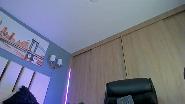 Bambi gurl online show from February 21, 2:03 am