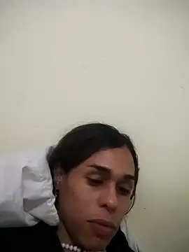 pretty ariiel online show from May 8, 12:29 am