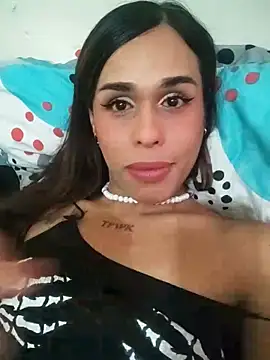 pretty ariiel online show from June 14, 5:03 pm
