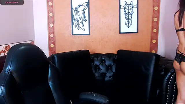 Snapshot of SaraSofia44 chatting on December 8, 4:55 am SaraSofia44 online show from December 8, 4:55 am