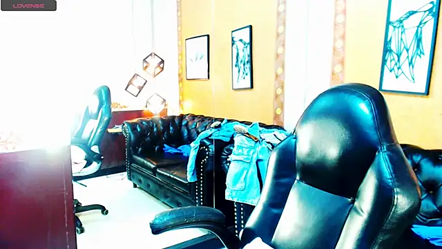 Snapshot of SaraSofia44 chatting on September 15, 11:31 pm SaraSofia44 online show from September 15, 11:31 pm