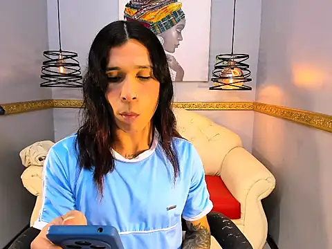 Snapshot of SaraSofia44 chatting on October 29, 4:27 pm SaraSofia44 online show from October 29, 4:27 pm