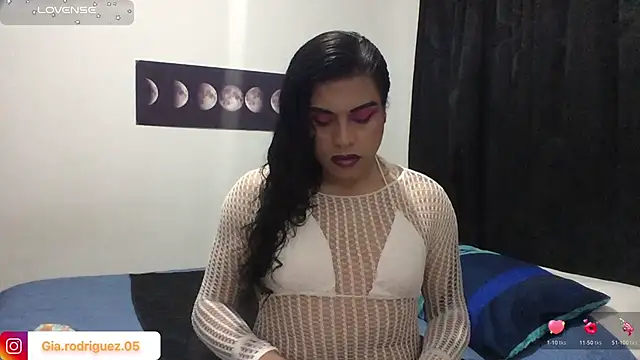 Ariana Rodriguez  online show from July 6, 10:34 pm