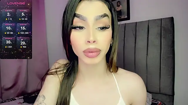 Jimmenna  online show from January 15, 7:05 am