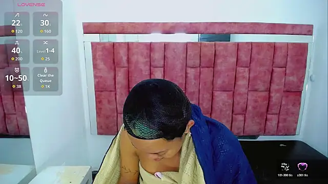 KayleighDreams  online show from March 9, 4:38 am