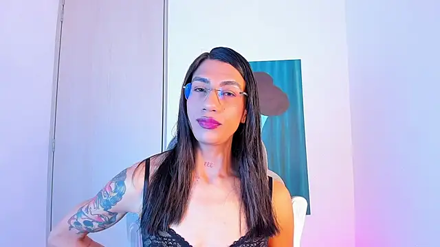 sofiaa grey  online show from April 14, 2:22 pm