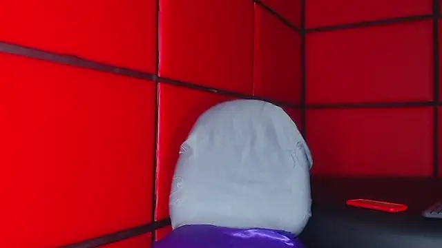 Haileybieberr online show from January 29, 7:43 pm