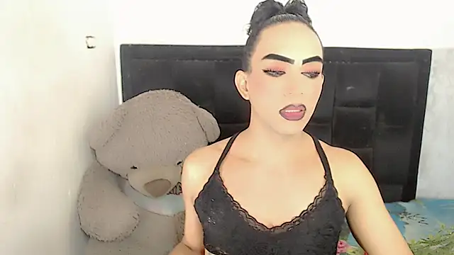 Snapshot of Michell_Queen chatting on February 5, 2:08 am Michell Queen online show from February 5, 2:08 am