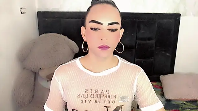 Snapshot of Michell_Queen chatting on September 20, 1:33 am Michell Queen online show from September 20, 1:33 am