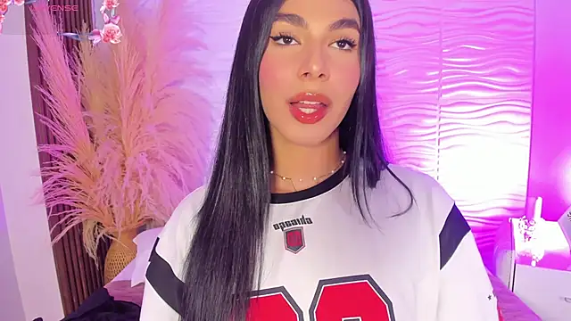 IsabelleFoxx  online show from December 20, 10:48 pm