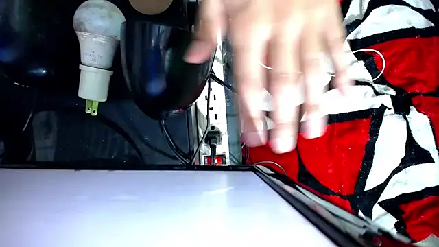 tayiro r online show from October 22, 11:08 pm