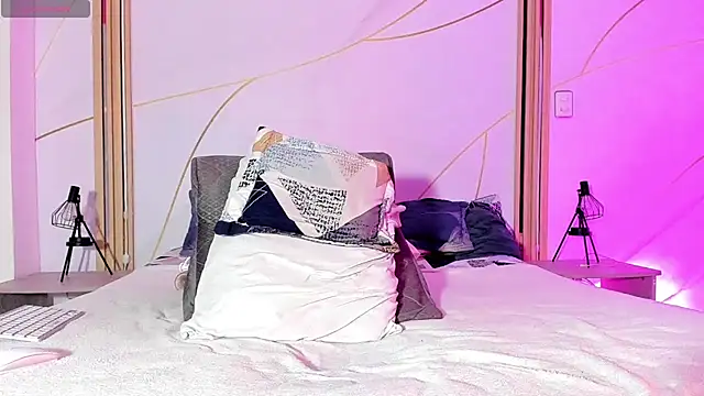 CheryHandsome online show from October 24, 11:43 pm