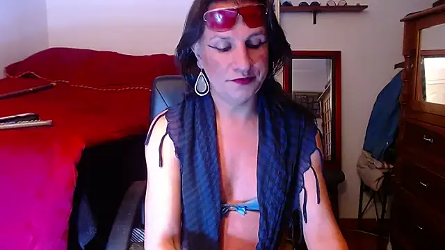 LorenJade online show from July 28, 7:59 am