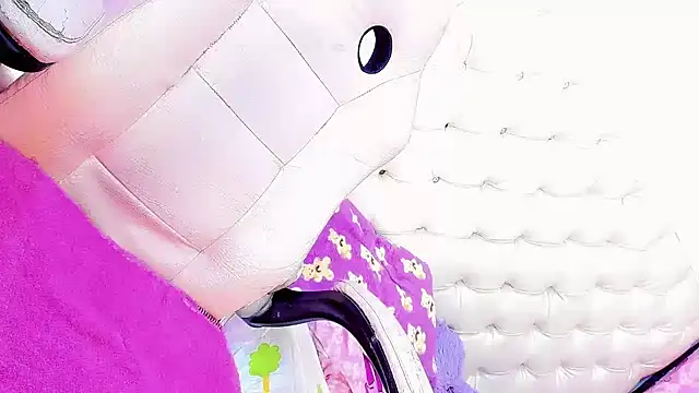 SexyEmmy 10 online show from January 4, 9:20 pm