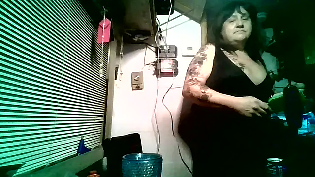 jessicalove99 online show from November 15, 11:30 am