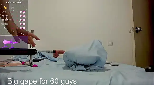 Snapshot of kenyka_bigass chatting on January 17, 9:10 pm kenyka bigass online show from January 17, 9:10 pm