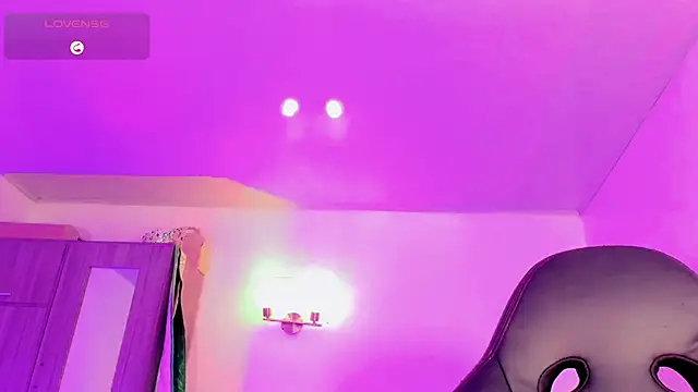 naomy  xx online show from July 10, 3:21 am