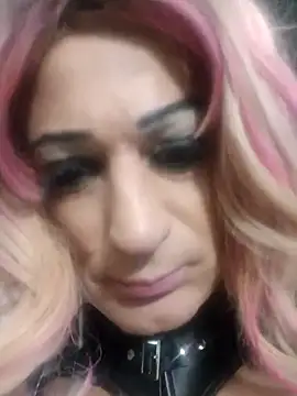 violet crossdresser online show from April 30, 6:41 am
