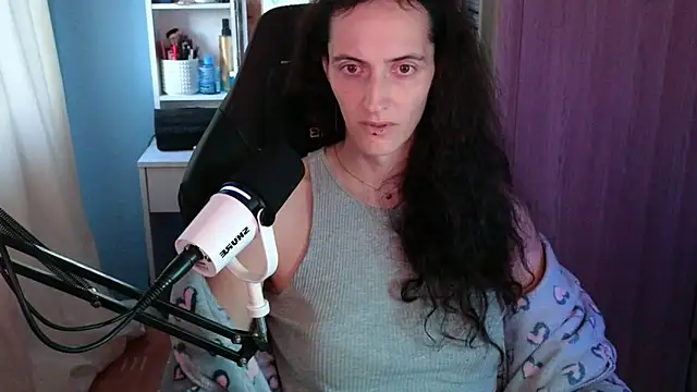 MemiKouki online show from October 30, 4:50 pm