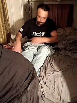 allissonw13 online show from January 22, 2:37 am