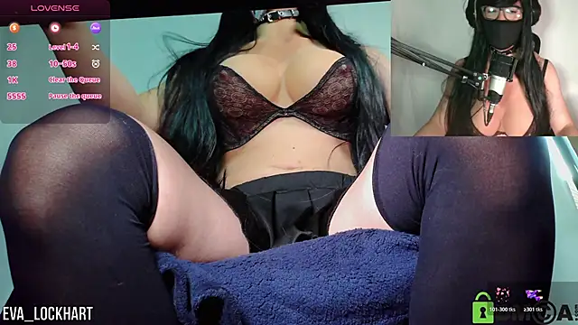 Snapshot of Eva_Lockhart chatting on October 18, 6:55 pm Eva Lockhart online show from October 18, 6:55 pm