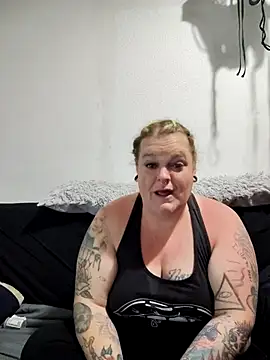 Trans Girl next door420 online show from May 3, 12:10 pm