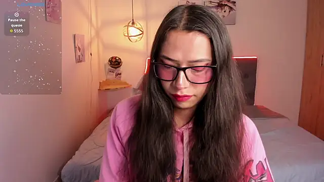 Snapshot of paula_kawaiifu_ chatting on October 17, 2:42 pm paula kawaiifu online show from October 17, 2:42 pm