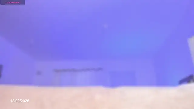 Snapshot of Angel_camm chatting on February 13, 2:17 am Angel camm online show from February 13, 2:17 am