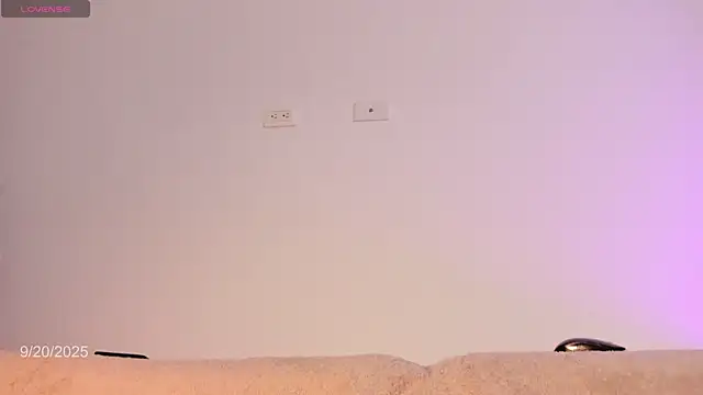 Snapshot of Angel_camm chatting on September 21, 4:18 am Angel camm online show from September 21, 4:18 am