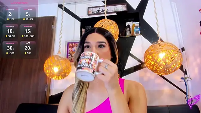 victoria aleia  online show from November 10, 12:33 am