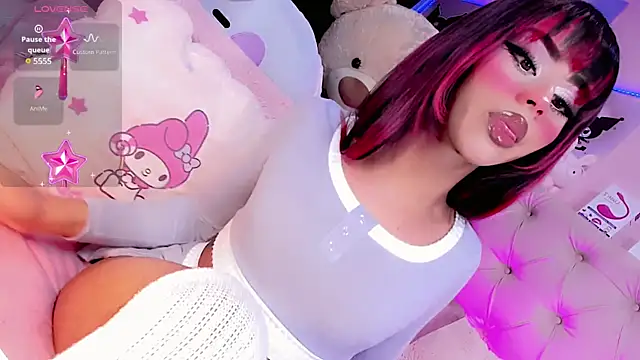 Snapshot of Cute_Roxxy chatting on January 14, 4:15 am Cute Roxxy online show from January 14, 4:15 am