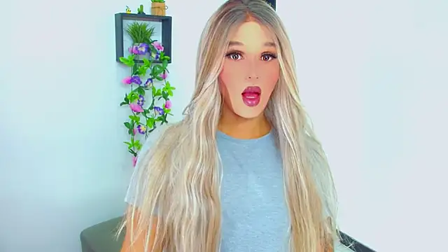 TaylorMon online show from June 24, 9:45 pm