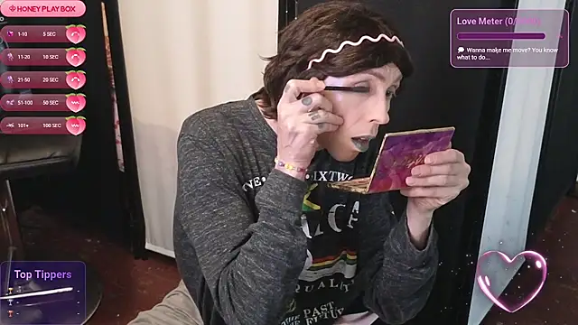 april show her online show from July 23, 4:43 am