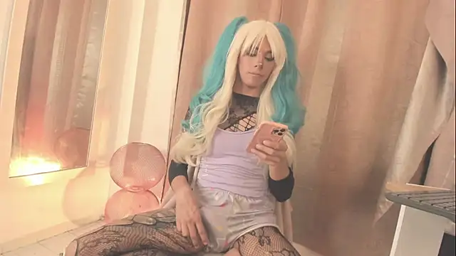 BarbieVenus online show from July 27, 8:10 am